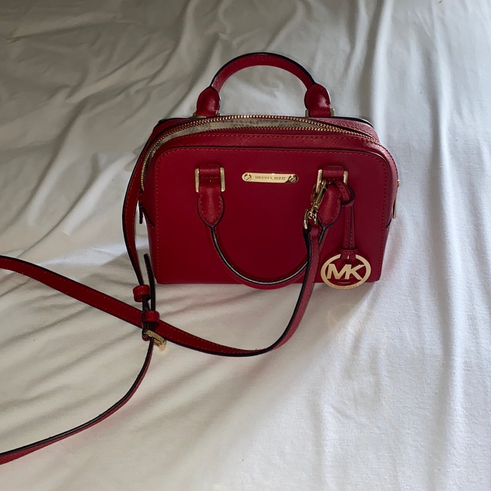 Michael Kors clutch red